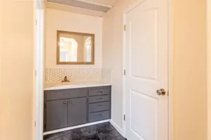 588 NW Scenic Dr, Grants Pass, OR 97526 - Photo 13