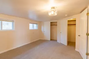 588 NW Scenic Dr, Grants Pass, OR 97526 - Photo 15