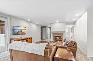 101 Kensington Square, Medford, OR 97504 - Photo 9