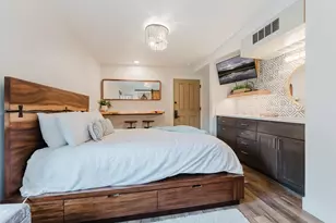 18575 SW Century Dr, Bend, OR 97702 - Photo 21