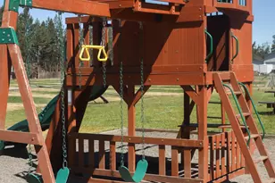 64900 Hunnell Rd, Bend, OR 97703 - Photo 21