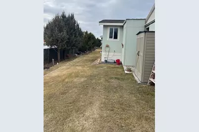 6100 S Highway 97 #UNIT 49, Redmond, OR 97756 - Photo 33