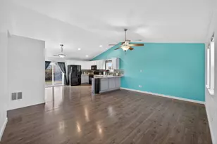 3180 SW Peridot Ave, Redmond, OR 97756 - Photo 9