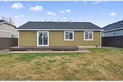 3180 SW Peridot Avenue, Redmond, OR 97756 - Photo 25