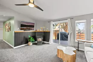 1916 NE Monroe Ave, Bend, OR 97701 - Photo 9