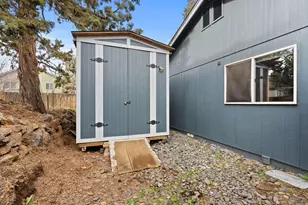 1916 NE Monroe Ave, Bend, OR 97701 - Photo 31