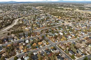 1916 NE Monroe Ave, Bend, OR 97701 - Photo 41