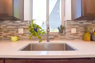 60956 Miles Ct, Bend, OR 97702 - Photo 9