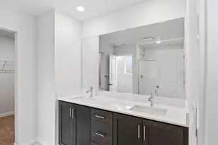 21225 SE Pelee Dr, Bend, OR 97702 - Photo 21