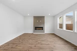 21225 SE Pelee Dr, Bend, OR 97702 - Photo 3