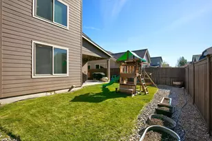 3730 SW Badger Ct, Redmond, OR 97756 - Photo 19