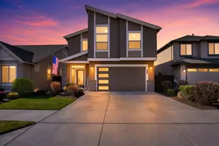 3730 SW Badger Ct, Redmond, OR 97756 - Photo 1