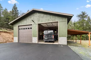 170 Pine Ridge Dr, Grants Pass, OR 97527 - Photo 27