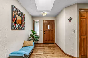 1869 Canyon Ave, Medford, OR 97504 - Photo 13