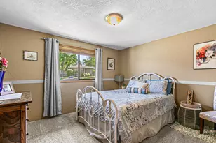 1869 Canyon Ave, Medford, OR 97504 - Photo 25