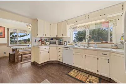 10403 Matney Way, Klamath Falls, OR 97603 - Photo 37