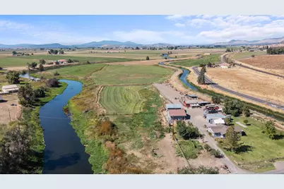 10403 Matney Way, Klamath Falls, OR 97603 - Photo 61