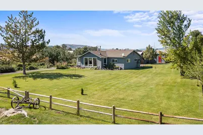 10403 Matney Way, Klamath Falls, OR 97603 - Photo 69