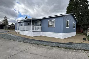 720 Hedy Jayne, Medford, OR 97501 - Photo 1