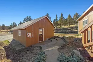 17550 S Poe Valley Rd, Klamath Falls, OR 97603 - Photo 47