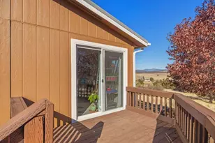 17550 S Poe Valley Rd, Klamath Falls, OR 97603 - Photo 23