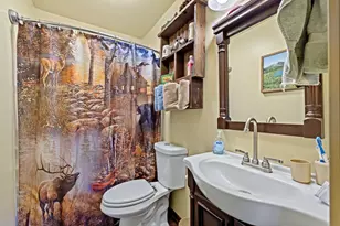 10403 Matney Way, Klamath Falls, OR 97603 - Photo 41