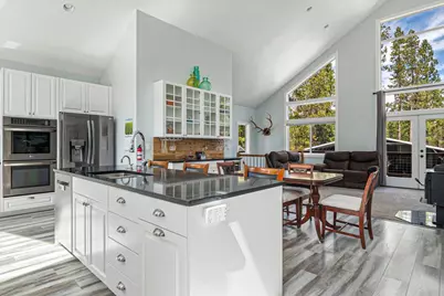 17168 Island Loop Way, Bend, OR 97707 - Photo 11