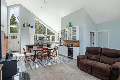 17168 Island Loop Way, Bend, OR 97707 - Photo 19