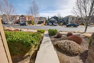 61115 Ambassador Dr, Bend, OR 97702 - Photo 3