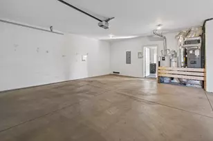 61115 Ambassador Dr, Bend, OR 97702 - Photo 41