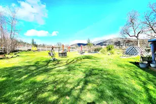 120 Hammel Rd, Eagle Point, OR 97524 - Photo 17