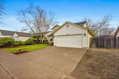 4820 Rebecca Street NE, Salem, OR 97305 - Photo 3