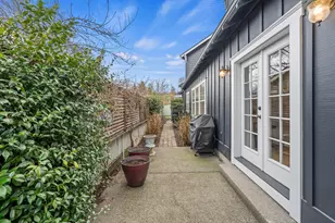 110 Taylor St, Jacksonville, OR 97530 - Photo 35