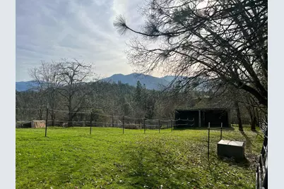 1284 Jaynes Drive, Grants Pass, OR 97527 - Photo 19