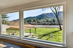 423 Fielder Ln, Grants Pass, OR 97526 - Photo 51