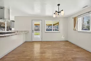 423 Fielder Ln, Grants Pass, OR 97526 - Photo 29