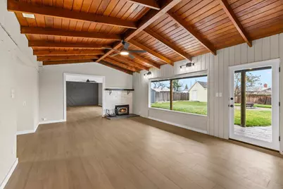 140 N 8th Street, Central Point, OR 97502 - Photo 7