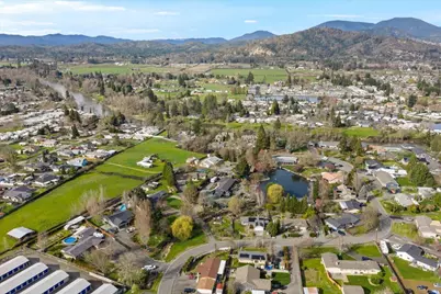 1422 Wineteer Lane, Grants Pass, OR 97527 - Photo 39