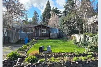 800 Ashland Street, Ashland, OR 97520 - Photo 1