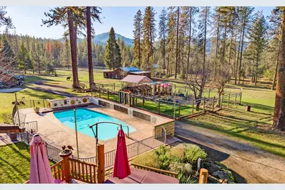 16547 Meadows Road, White City, OR 97503 - Photo 33