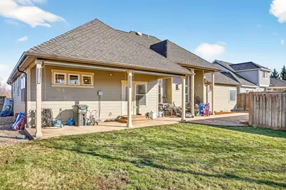 1617 Tennessee Lane, Central Point, OR 97502 - Photo 35