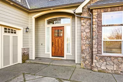 1617 Tennessee Lane, Central Point, OR 97502 - Photo 3