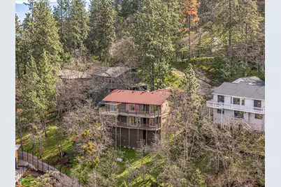 211 Glenview Drive, Ashland, OR 97520 - Photo 65