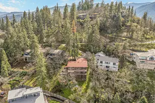 211 Glenview Dr, Ashland, OR 97520 - Photo 57