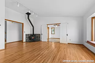 211 Glenview Dr, Ashland, OR 97520 - Photo 15