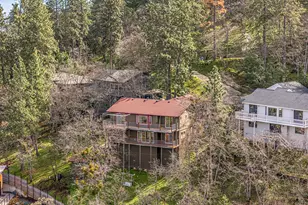 211 Glenview Dr, Ashland, OR 97520 - Photo 59