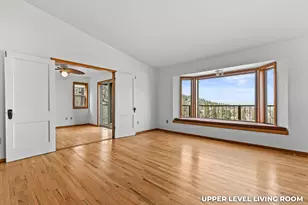 211 Glenview Dr, Ashland, OR 97520 - Photo 11