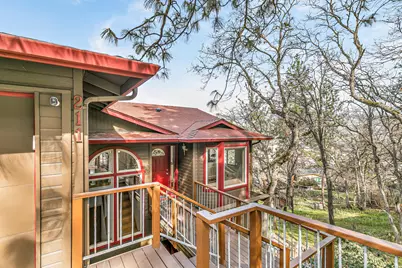 211 Glenview Drive, Ashland, OR 97520 - Photo 67