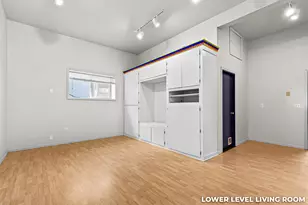 211 Glenview Dr, Ashland, OR 97520 - Photo 51