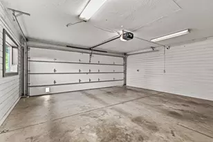 211 Glenview Dr, Ashland, OR 97520 - Photo 53